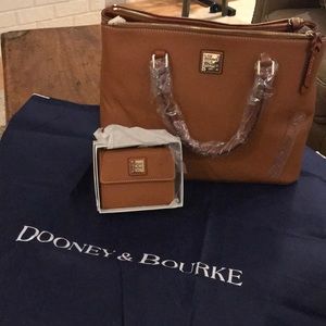 Dooney and Bourke purse and wallet
